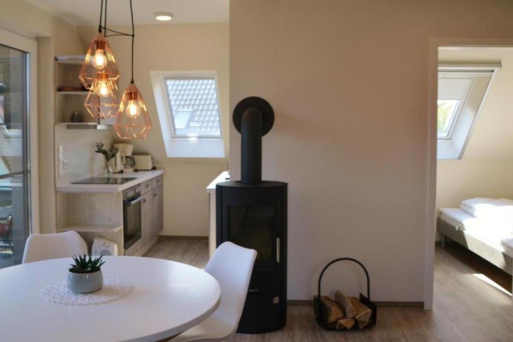 U16 Og - Komfortable Ferienwohnung Mit Kamin, Wlan Und Seeblick Marienfelde Экстерьер фото